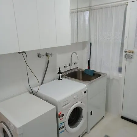 Batemans Bay 2-Bedroom Gem Newly Renovated Exterior photo