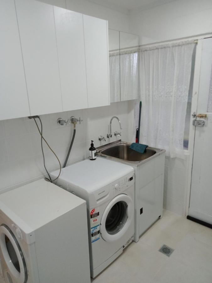 2-bedroom Gem Newly Renovated Apartment Batemans Bay